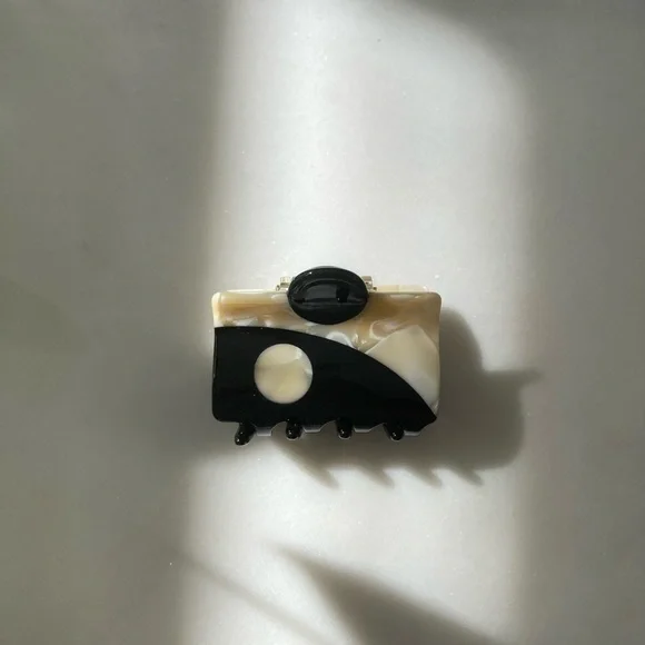 Yin yang hair clip - Picture 7 of 10